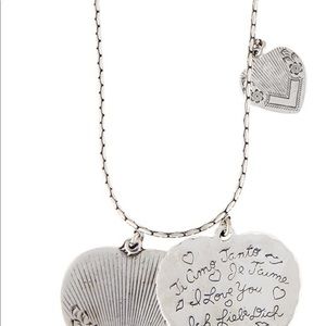 Looking for: Gas Bijoux gold love necklace